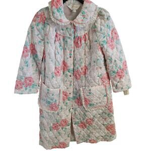Vintage 70s Quilted Floral Housecoat – Romantic Cottagecore Robe with Lace Trim